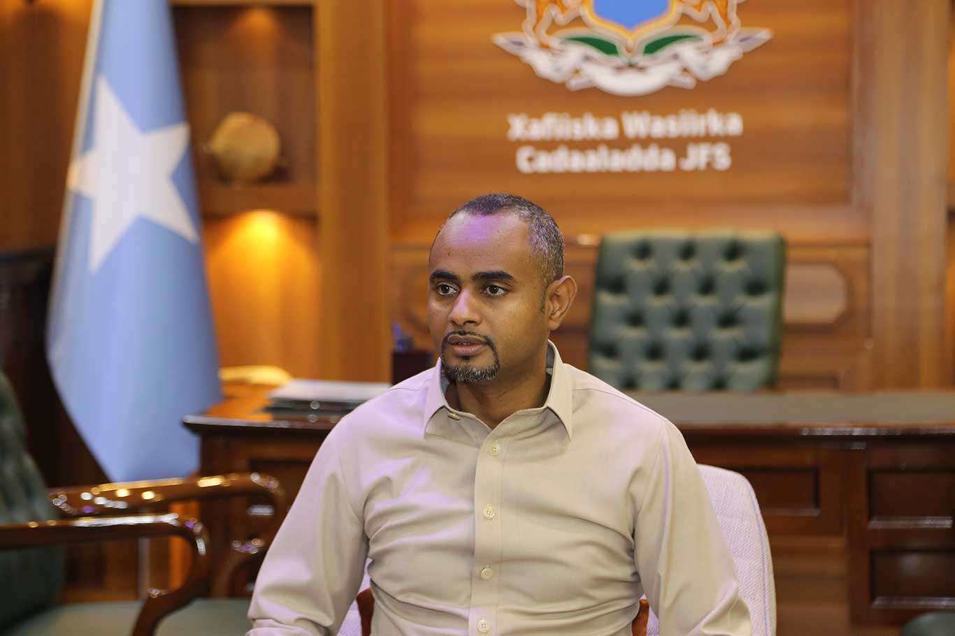 Avrupa Yetim Eli'nden Somali Adalet Bakanı'na ziyaret Avrupa Yetim Eli'nden Somali Adalet Bakanı'na ziyaret